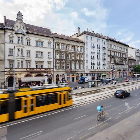 Cascade Corvin Apartment Budapeste Exterior foto